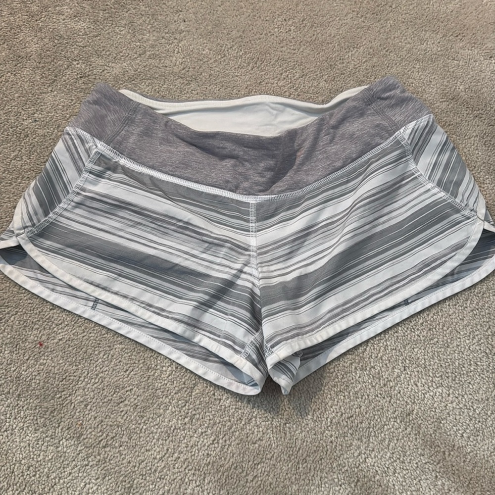 LULULEMON Short White & Grey